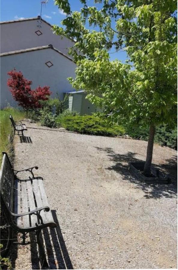 Logement Avec Piscine, Classe 3 Etoiles, De 42 M2 Tout Confort Au Calme Pour Un Couple Cahuzac-sur-Vère Exteriör bild